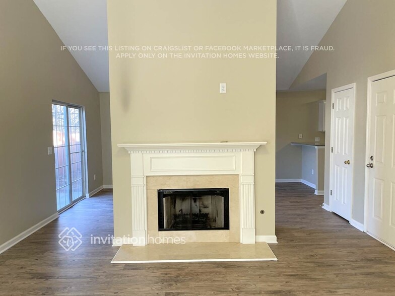 Building Photo - 214 Parkridge Dr