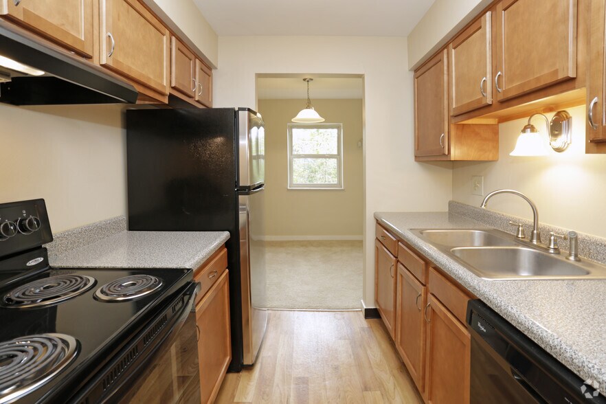 Toll House Apartments 124 Toll House Rd Greensburg PA 15601