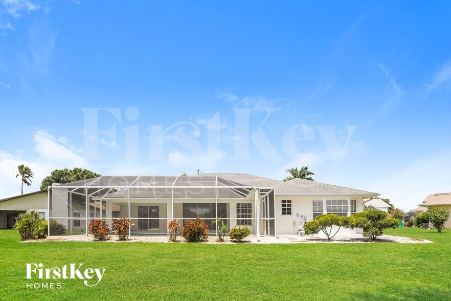 Building Photo - 25284 Zodiac Ln