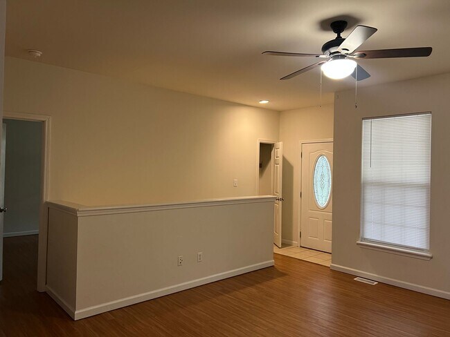 Building Photo - 11183 Cumberland Gap Dr