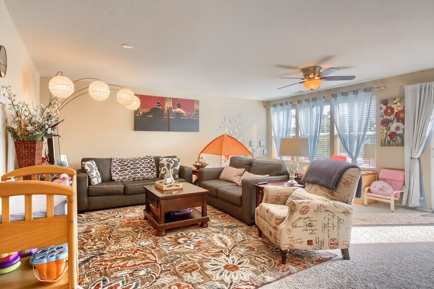 Building Photo - 345 Smith Cir