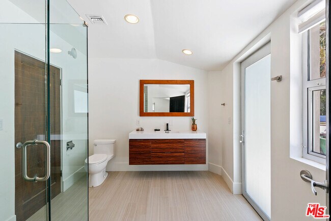 Building Photo - 6314 Sycamore Meadows Dr