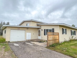 Building Photo - 133 Vigilante