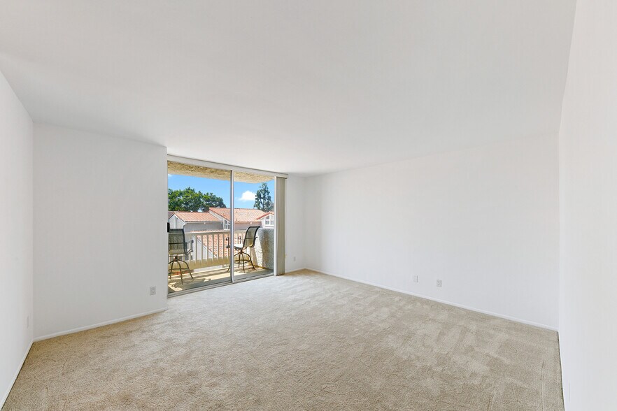Building Photo - 28206 Rey de Copas Ln