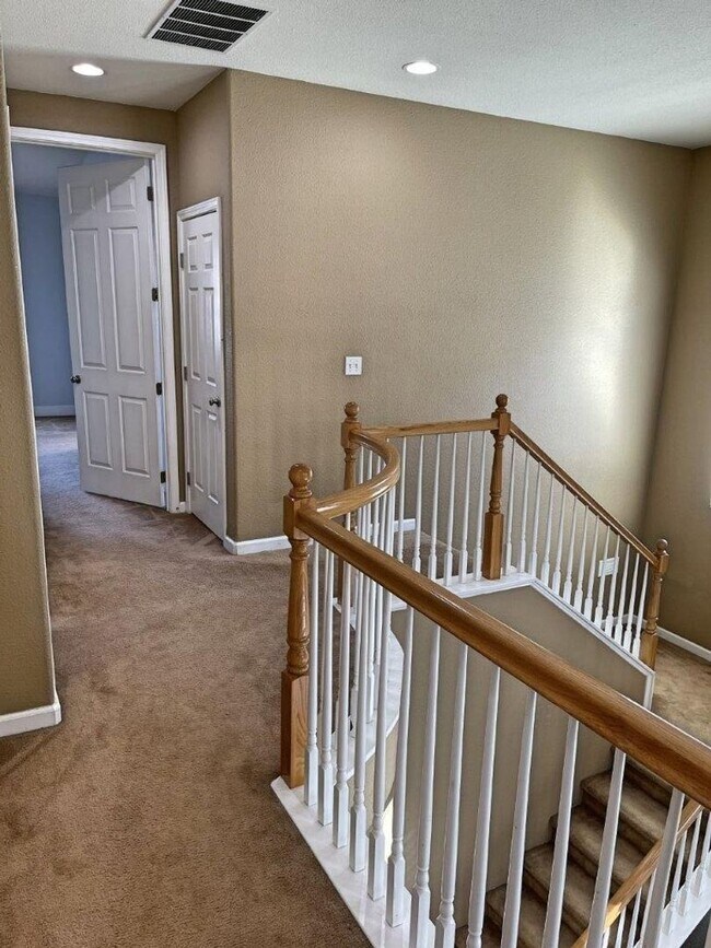 Building Photo - 1436 Bello Dr