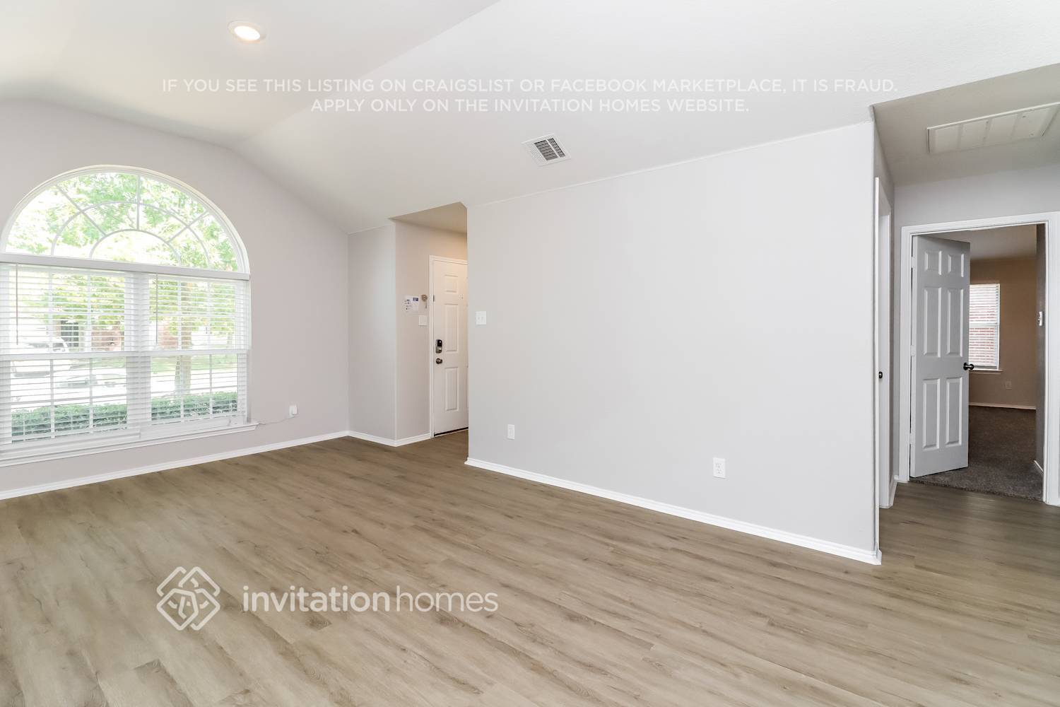 Building Photo - 140 Buckskin Dr