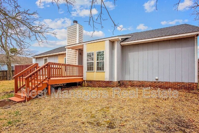 Building Photo - 3813 Constance Rd