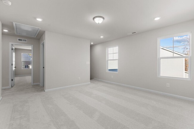 Building Photo - Gorgeous New Construction, 3 Bed, 2-Car Ga...