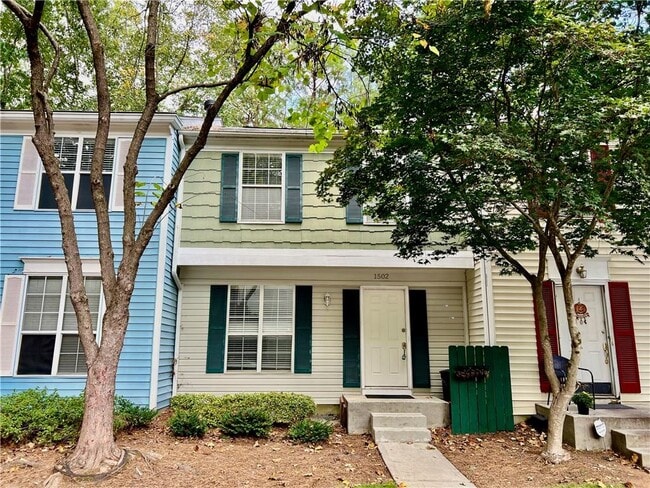 Primary Photo - 1502 Queen Anne Ct
