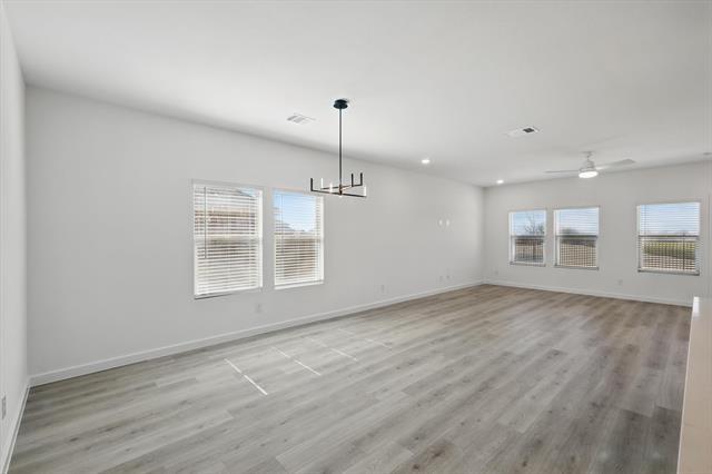 Building Photo - 2238 Maple Rdg Dr