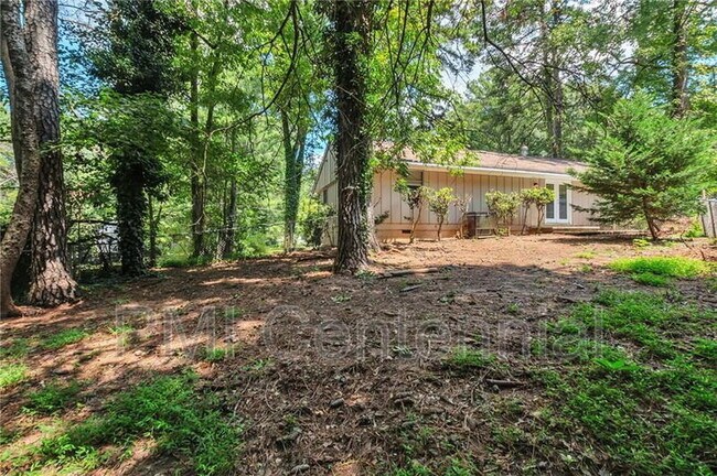 Building Photo - 484 Evergreen Dr
