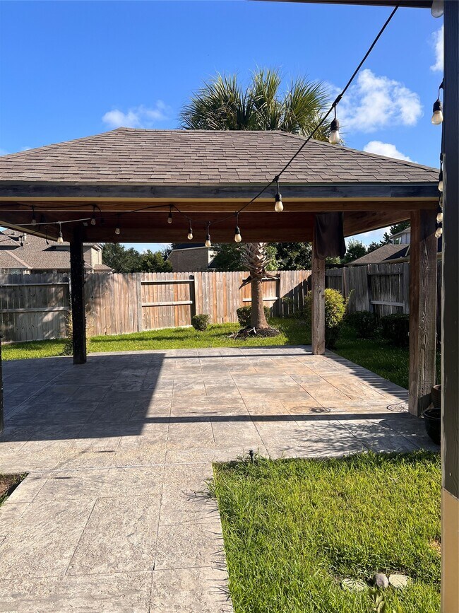 Building Photo - 6018 Le Moyne Pass Ln