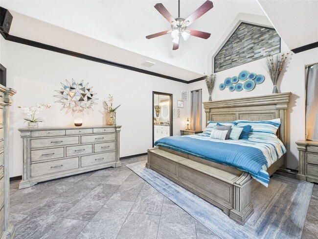 Building Photo - 203 Las Brisas St