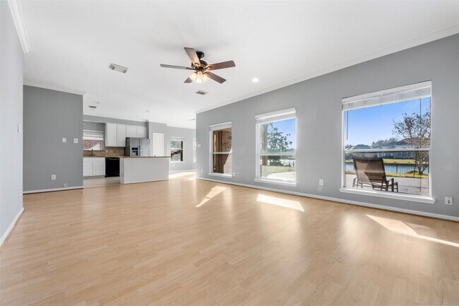 Building Photo - 6706 Portuguese Bend Dr