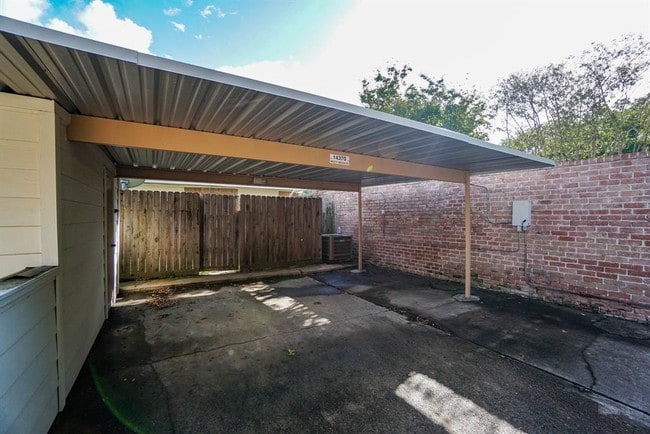 Building Photo - 14370 Misty Meadow Ln