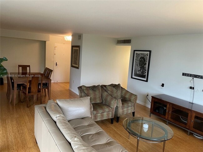 Building Photo - 600 Biltmore Way