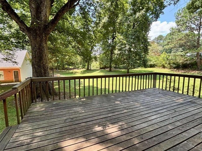 Building Photo - 4160 Creekwood Dr