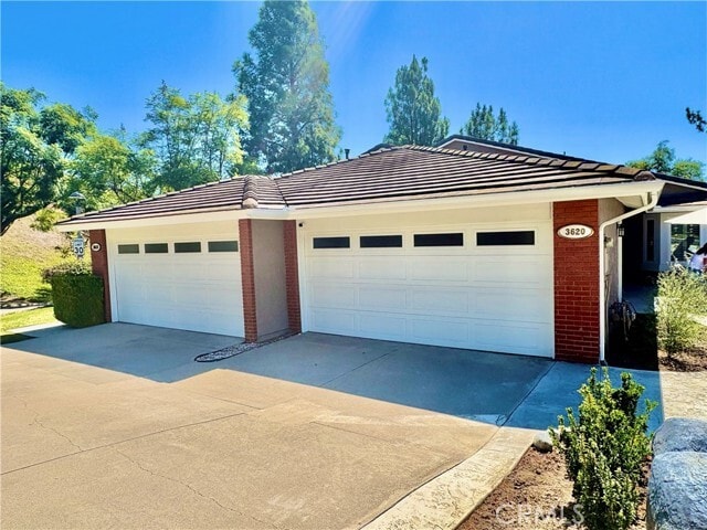 Building Photo - 3620 Windsong Cir