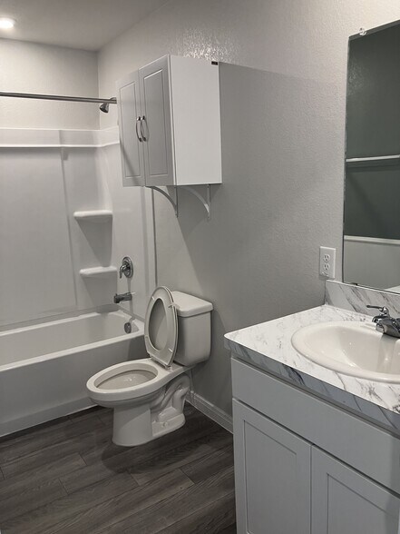 Building Photo - 1324 Mill Mtn