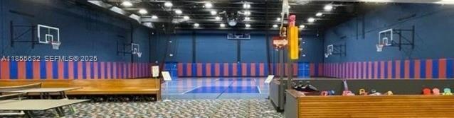 Building Photo - 16251 Golf Club Rd