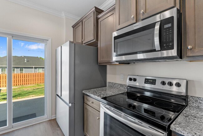 Building Photo - 311 Temple Cress Ave