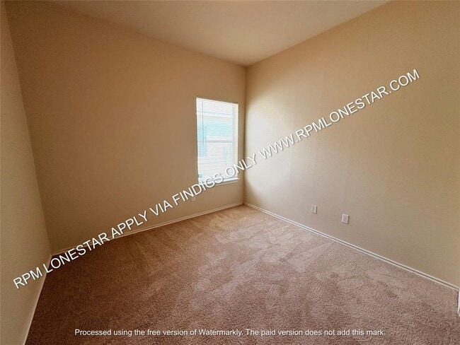 Building Photo - 11604 Lapoynor St
