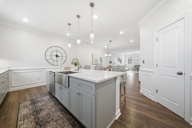 Building Photo - 4106 Pleasant Ave