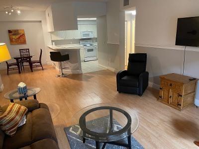 Building Photo - 3022 Alcazar Pl