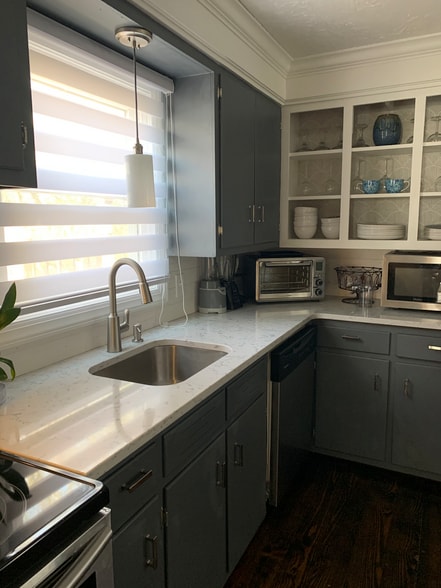 Building Photo - 608 Jackson St