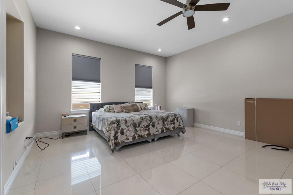 Building Photo - 6012 Wendy Lue Ct