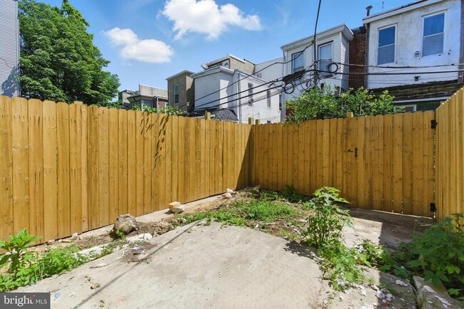 Building Photo - 937 N 45th St