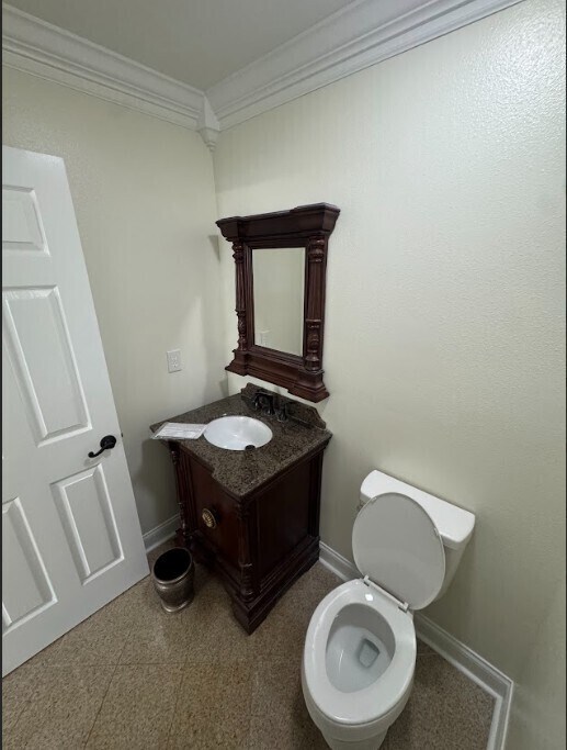 Building Photo - MOVE IN SPECIAL! $200 OFF FIRST MONTHS REN...