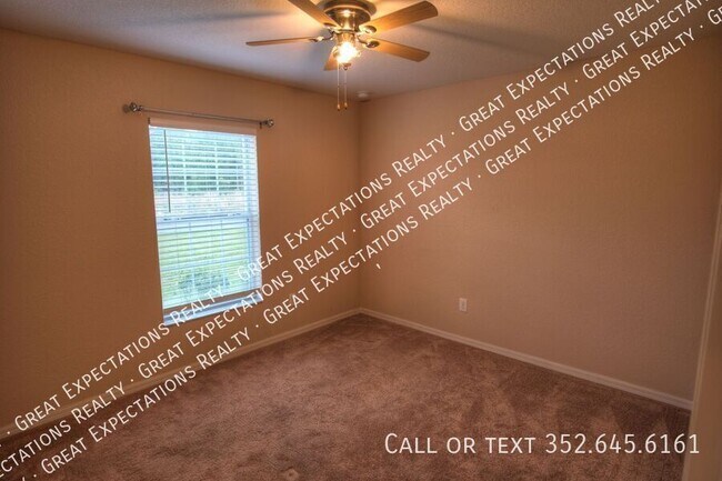 Building Photo - 11302 SW 62nd Cir