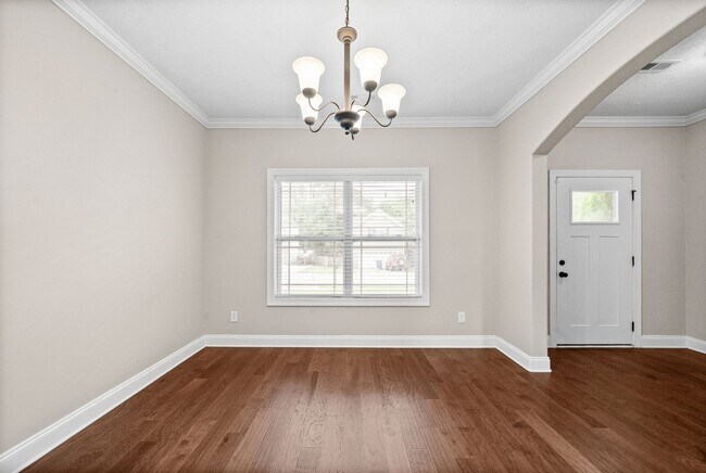 Building Photo - 880 Cherry Blossom Ln
