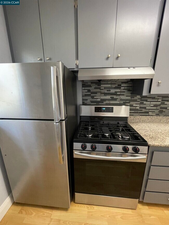 Building Photo - 1705 Linden St