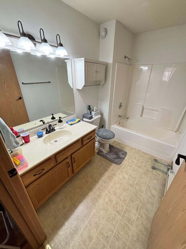 Building Photo - APPLICATION PENDING