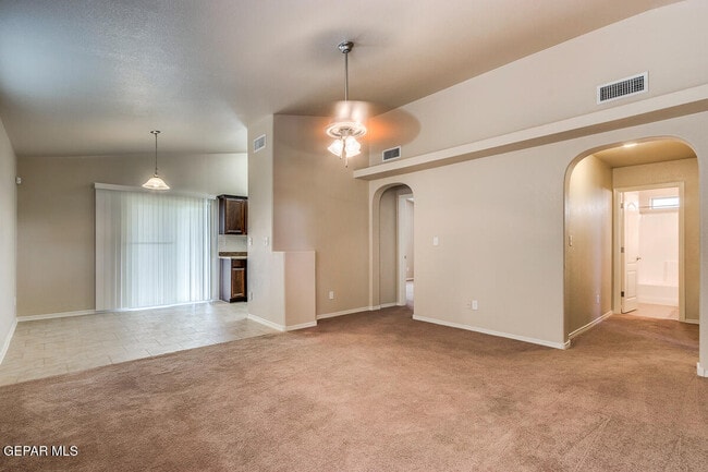 Building Photo - 7048 Copper Town Dr