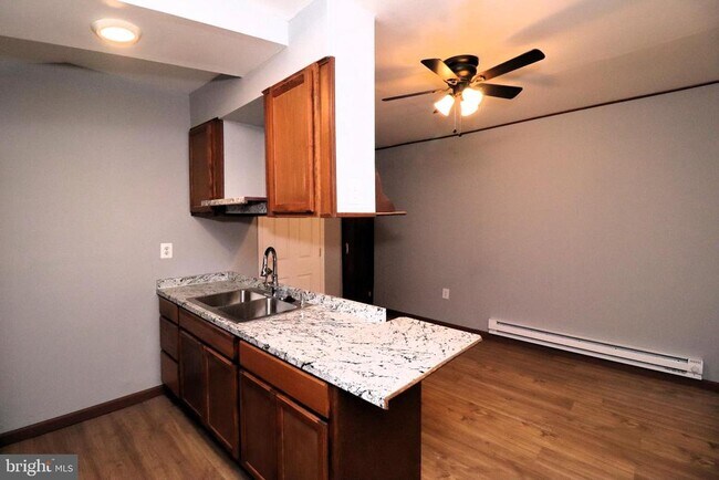 Building Photo - 112 N Lehigh Ave