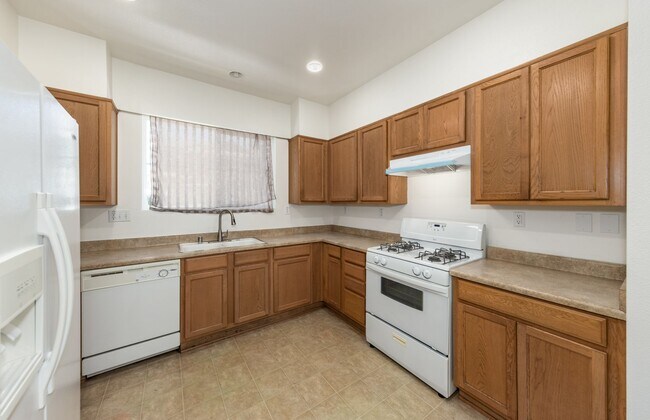 Building Photo - Two Story in Yucaipa