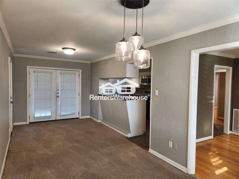 Building Photo - 6418 Woodbrook Ln