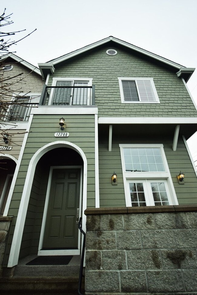Building Photo - Beautiful Condo In the Heart of Beaverton!