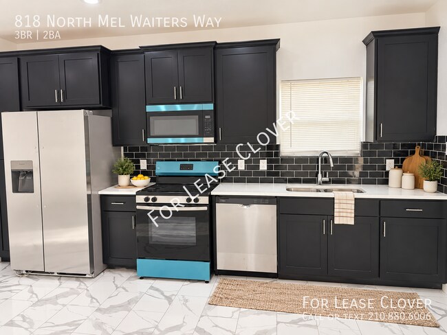 Building Photo - 818 N Mel Waiters Way