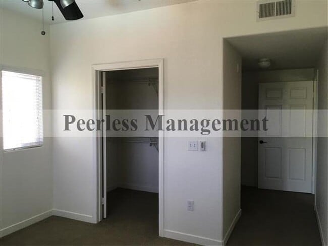 Building Photo - Beautiful 2BD/2BA Condo in Gated Complex - Many Amenities, Available Now!!!