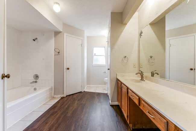 Building Photo - 23219 Timberbrook Dr