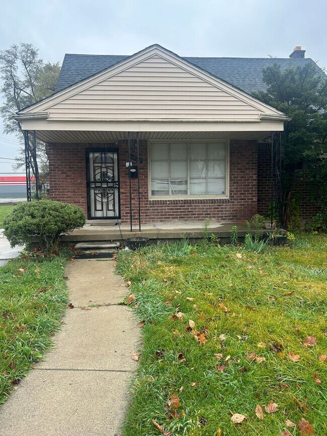 Primary Photo - Nice 3 bedroom home