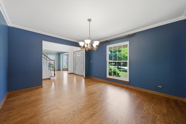 Building Photo - Spacious 4-Bedroom Home with Finished Basement and Modern Upgrades in Grayslake