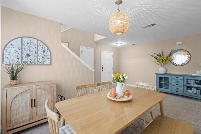 Building Photo - 3617 Hudgins Ranch Rd