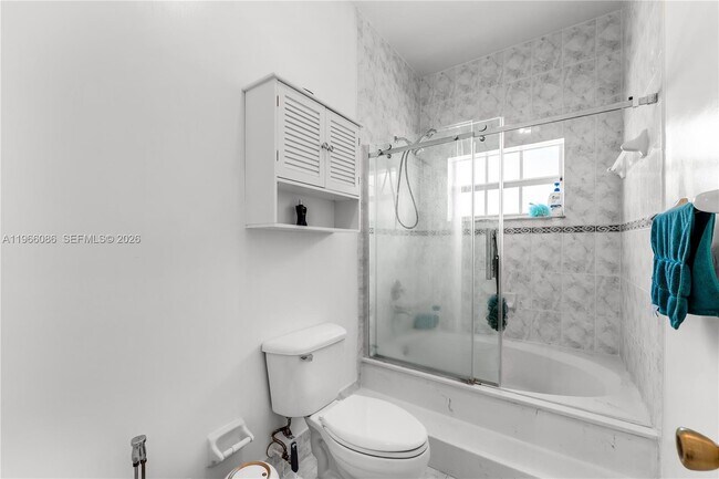 Building Photo - 18226 SW 145th Ave