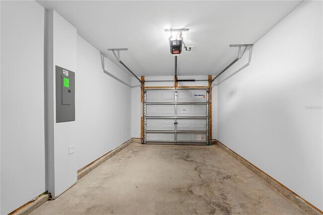 Building Photo - 1225 Orion St