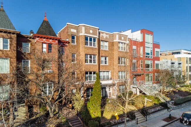 Primary Photo - Chapin Ciara Condominium